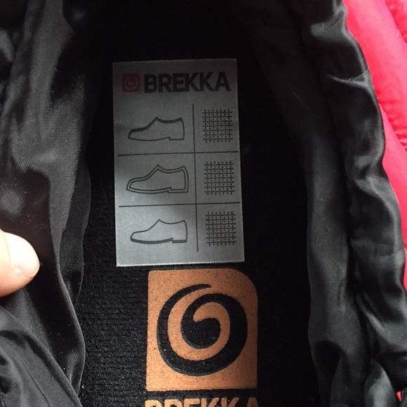 Slippers - Picture 3 of 4